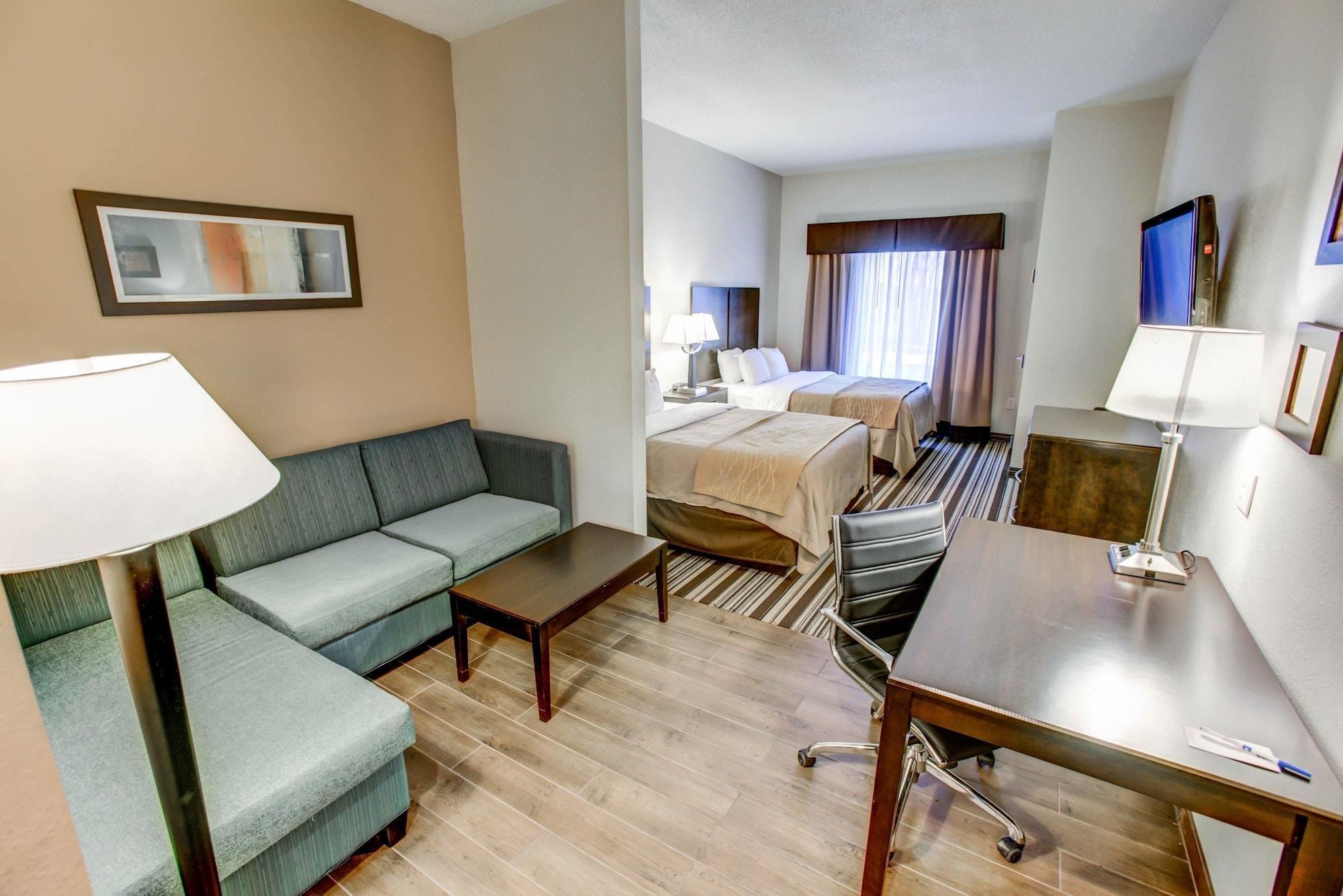 Comfort Inn & Suites Triadelphia Exteriér fotografie
