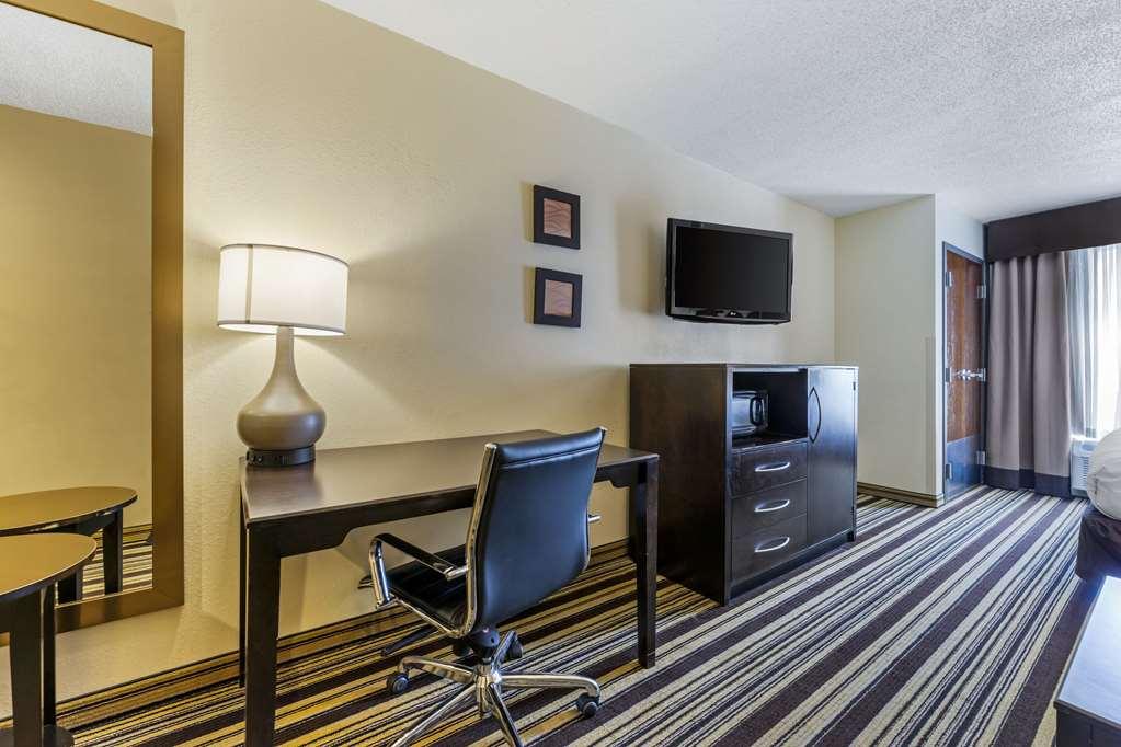 Comfort Inn & Suites Triadelphia Pokoj fotografie
