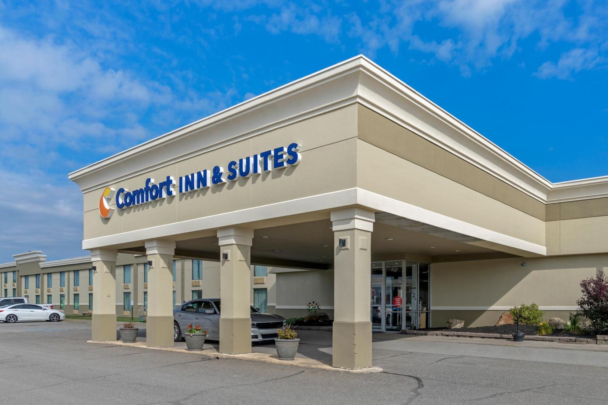 Comfort Inn & Suites Triadelphia Exteriér fotografie